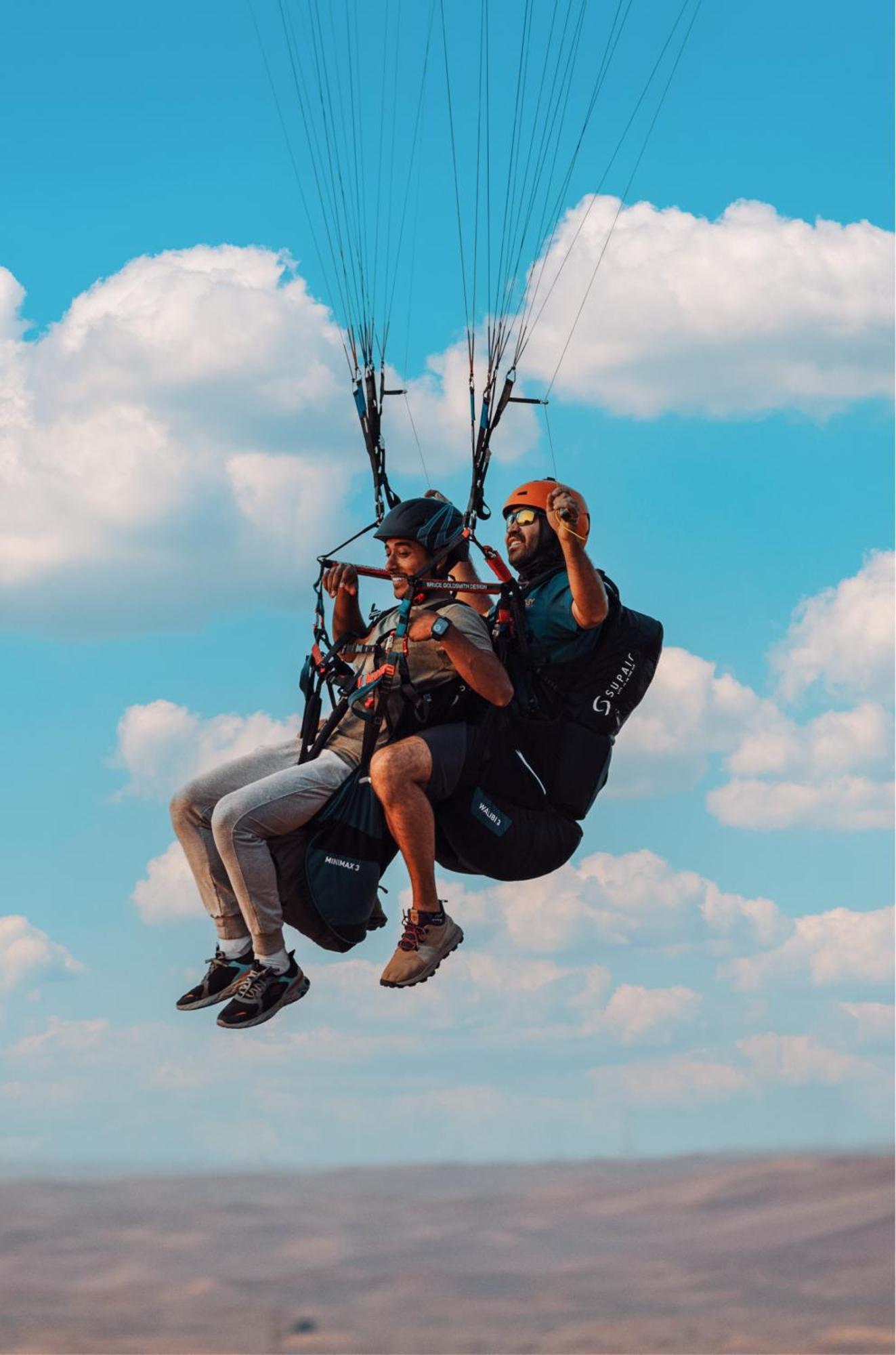 Отель Al Badayer Retreat By Sharjah Collection Margham Экстерьер фото Tandem paragliding in the French Alps
