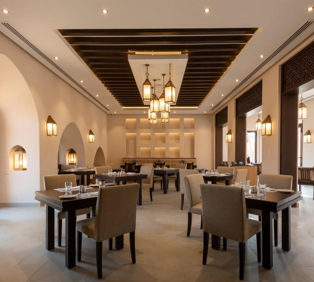 Отель Al Badayer Retreat By Sharjah Collection Margham Экстерьер фото The restaurant at the Ritz-Carlton, Dubai